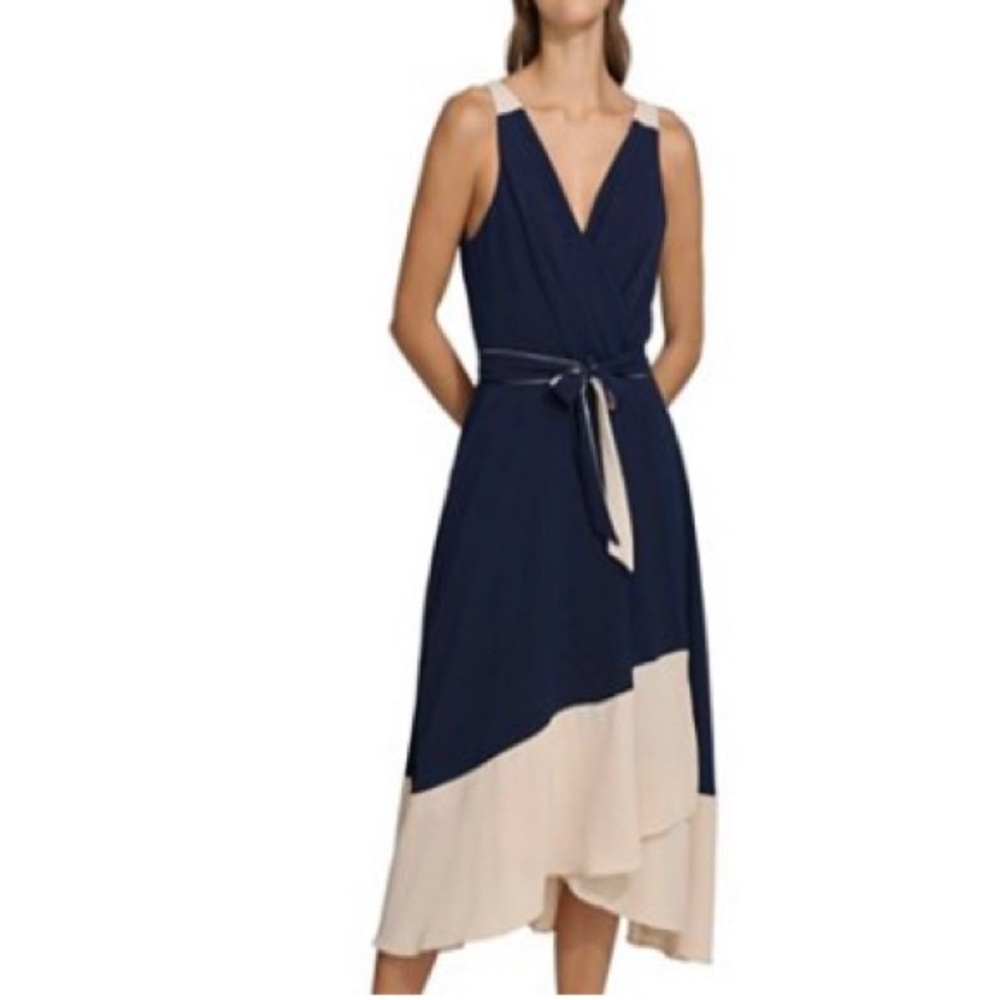 NWT Harpers Rose size 4 navy/tan wrap dress